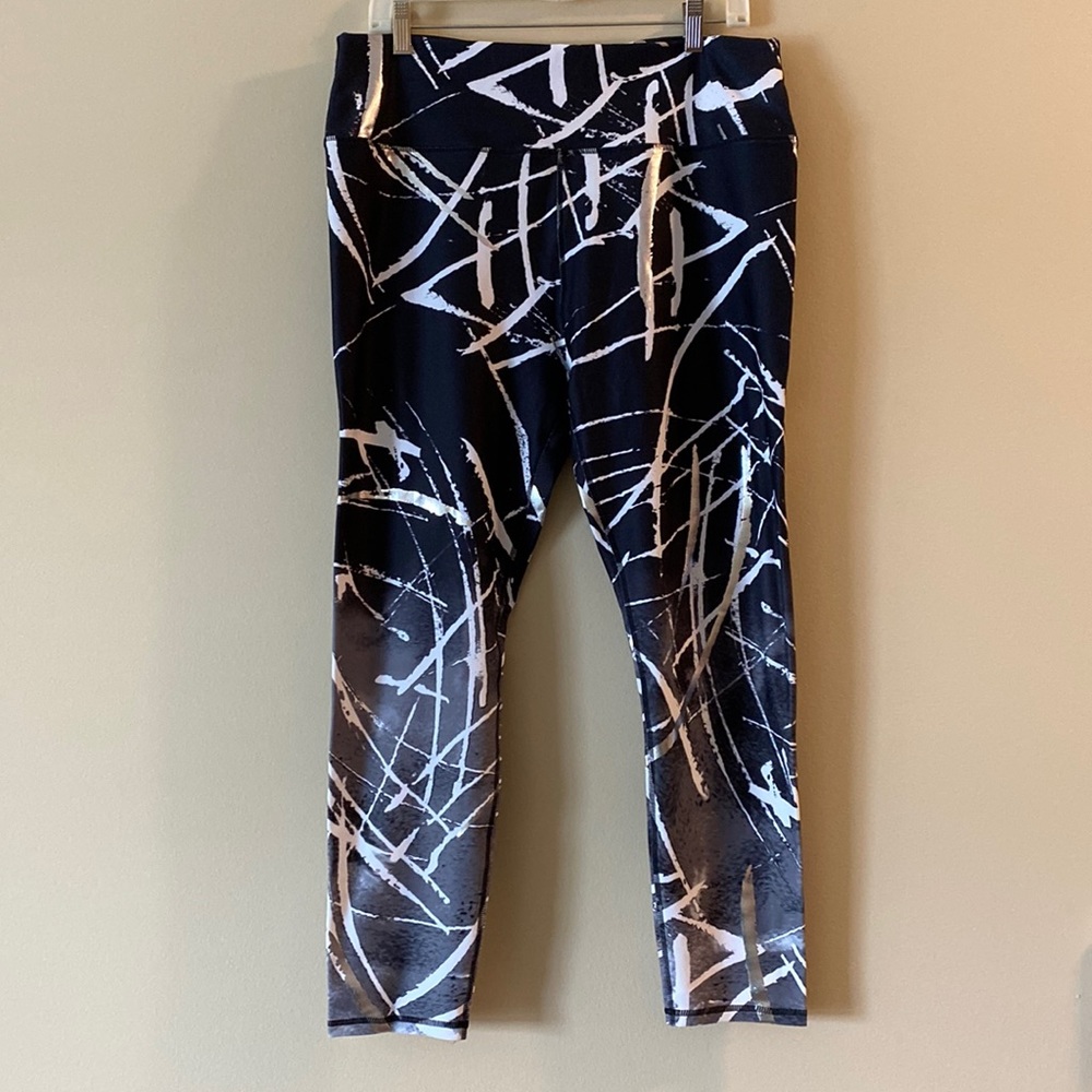 Fabletics Size XXL High Waisted Metallic Leggings